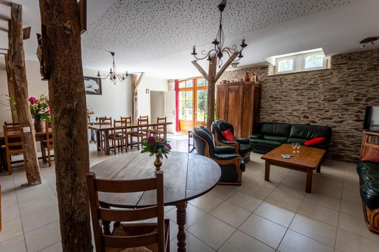 La Haye Gîtes et Chambre d'Hôtes Avrillé Exterior foto
