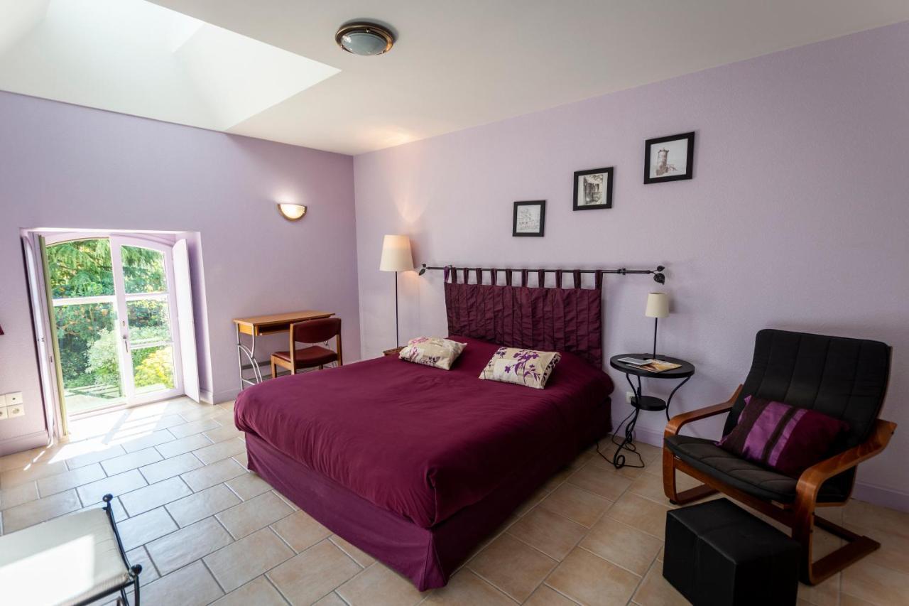 La Haye Gîtes et Chambre d'Hôtes Avrillé Exterior foto